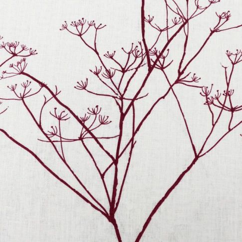 Cicely Cherry - Vitt linnetyg, rött botaniskt mönster